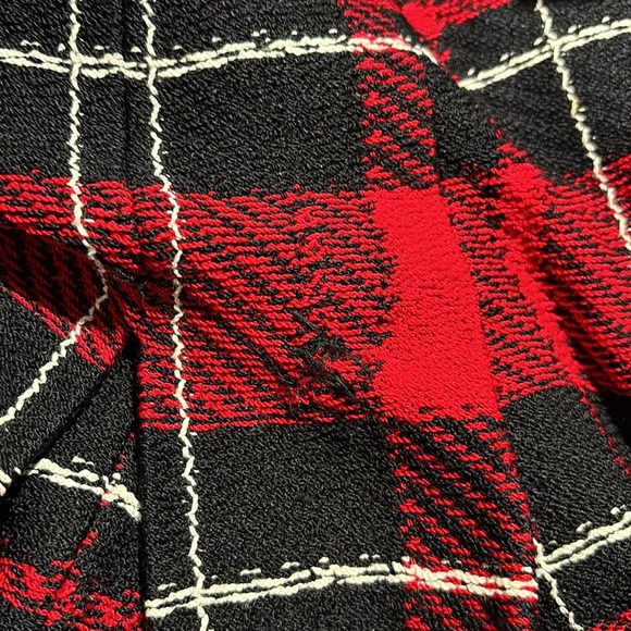 ST. JOHN Sz 10 80% Wool 20% Viscose Unlined Pleated Plaid Zip Above Knee Skirt - Picture 10 of 10